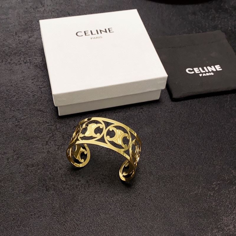 Ce1i*e bracelets